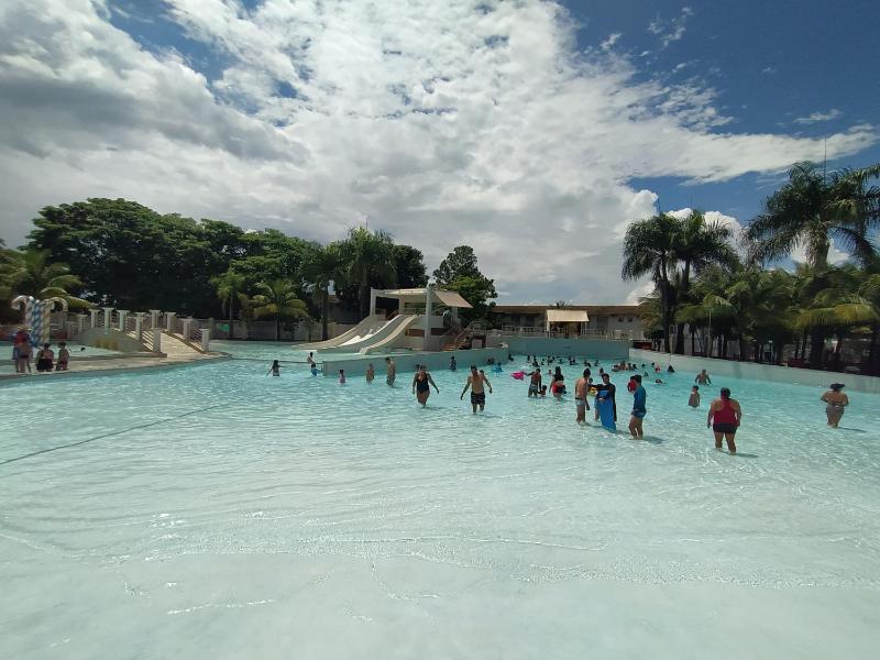 LACQUA dIROMA MAIS PARQUE ACQUATICO COM PISCINA DE ONDAS INCLUSO UM DIA NA LAGOA ECOPRAIA - image 19