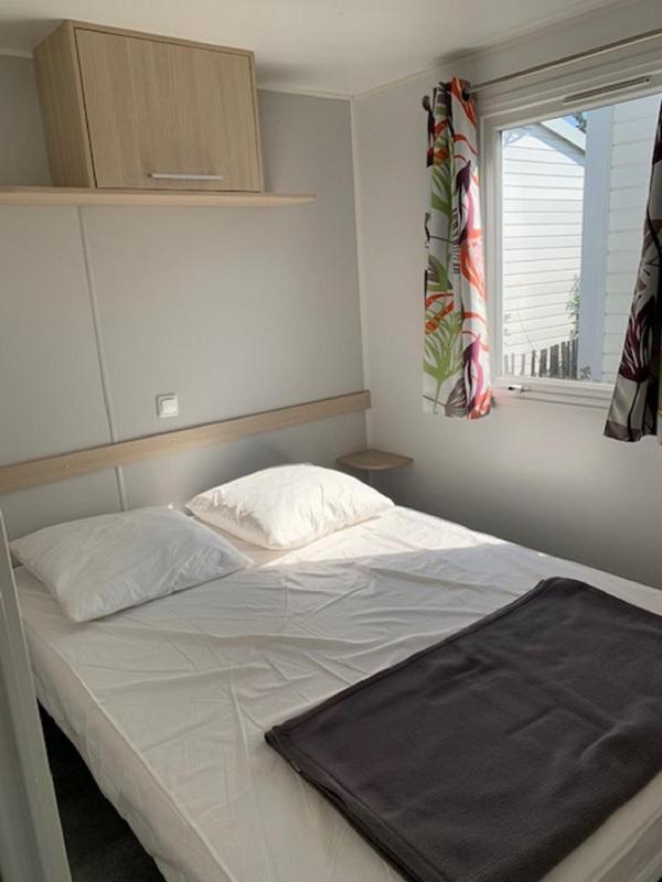 Mobile Home image 2