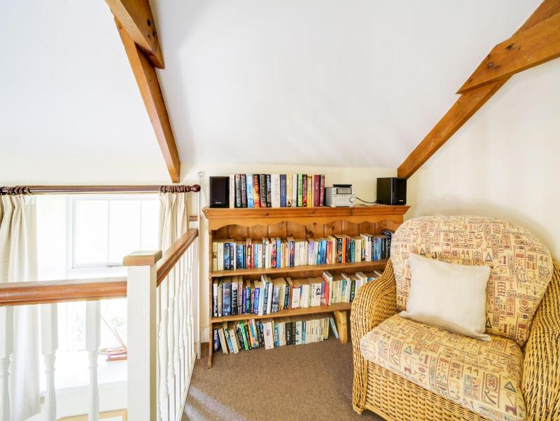 Turtle Cottage - image 13