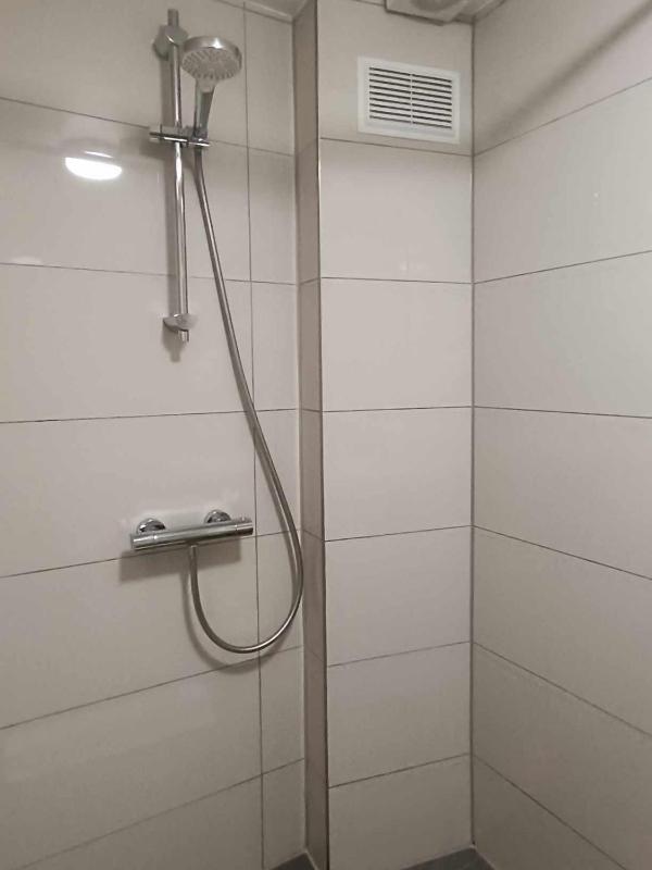 Standard Quadruple Room image 2