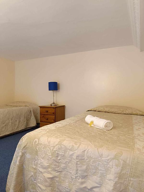 Standard Family Room image 3