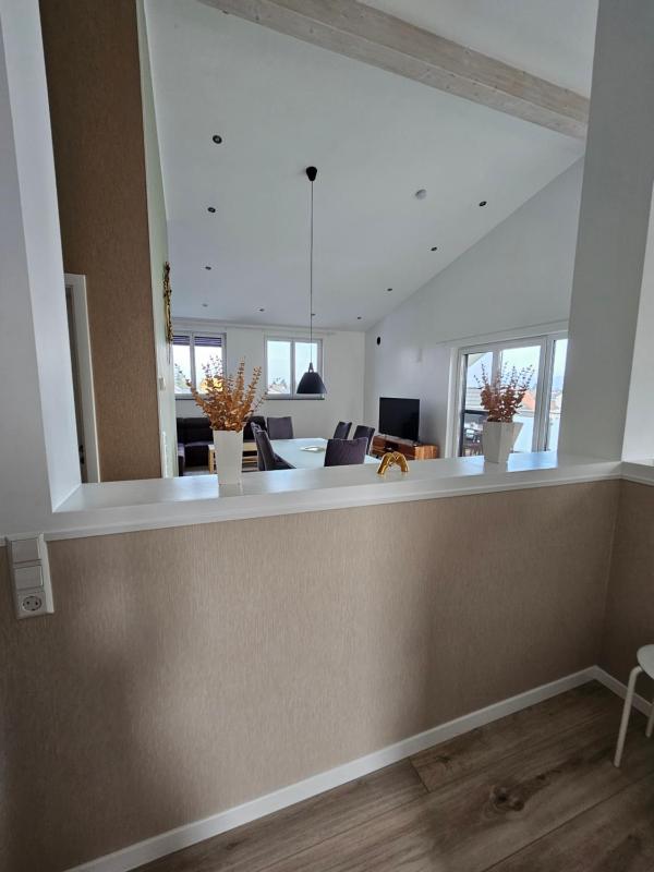 Four-Bedroom Apartment with Balcony  image 3