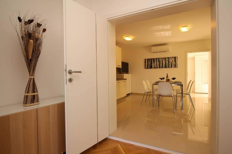Apartment Kristijan - image 17