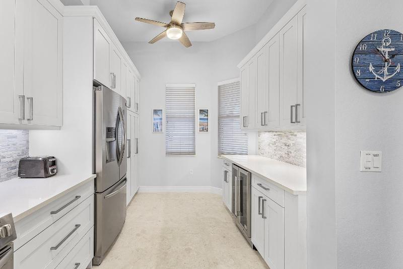Palm Harbor Penthouse with Marina Views condo - image 20