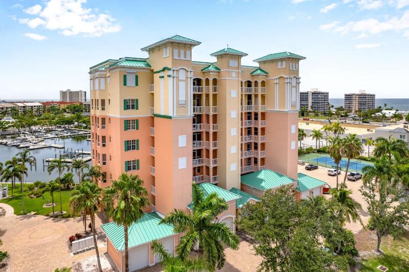 Palm Harbor Penthouse with Marina Views condo - image 28