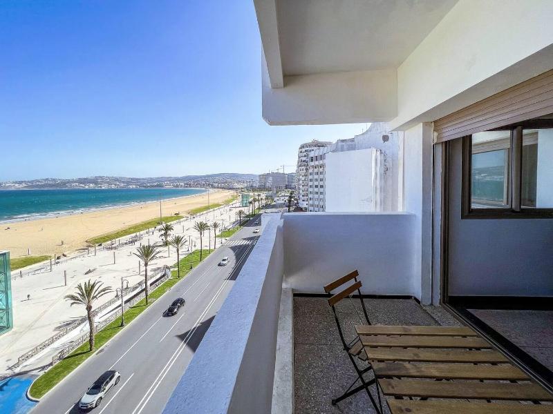 Best Cozy 3Bedroom apartment with front ocean-view - image 17