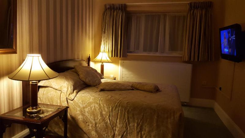 Double Room image 4