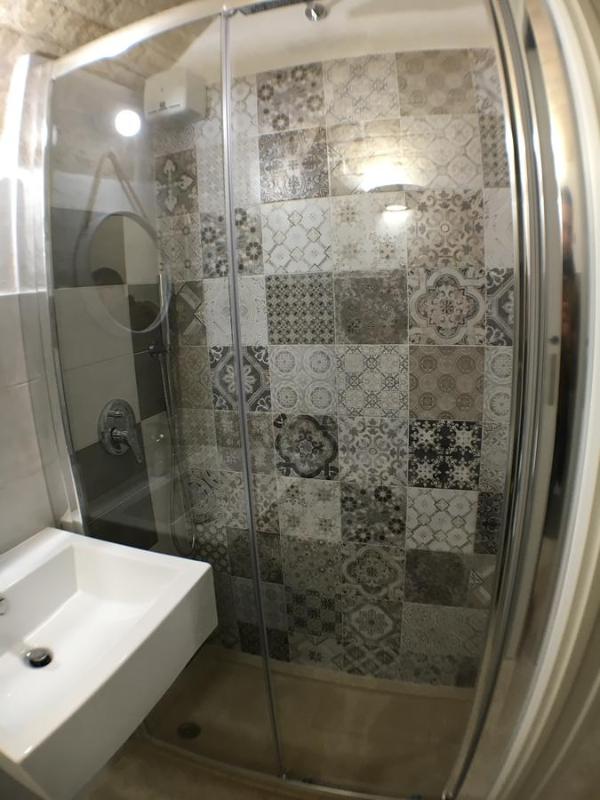 Standard Family Room image 4