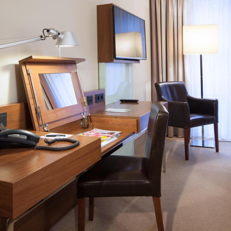 King Room image 1