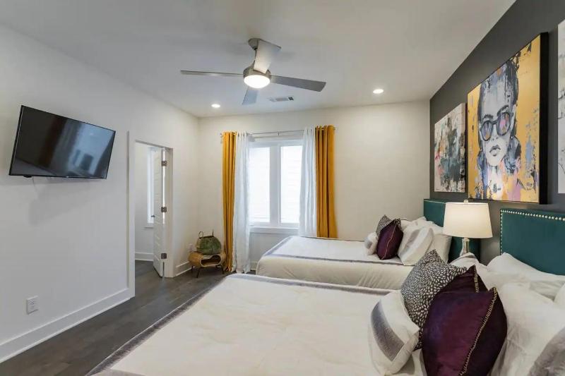 NEW East Nashville Retreat 12 mins to Broadway - image 7