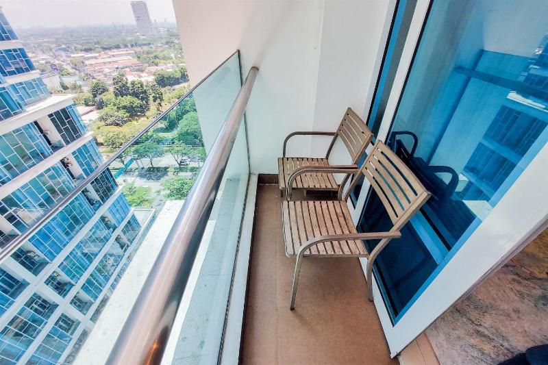 Nice and Homey 1BR at Brooklyn Alam Sutera Apartment By Travelio - image 12