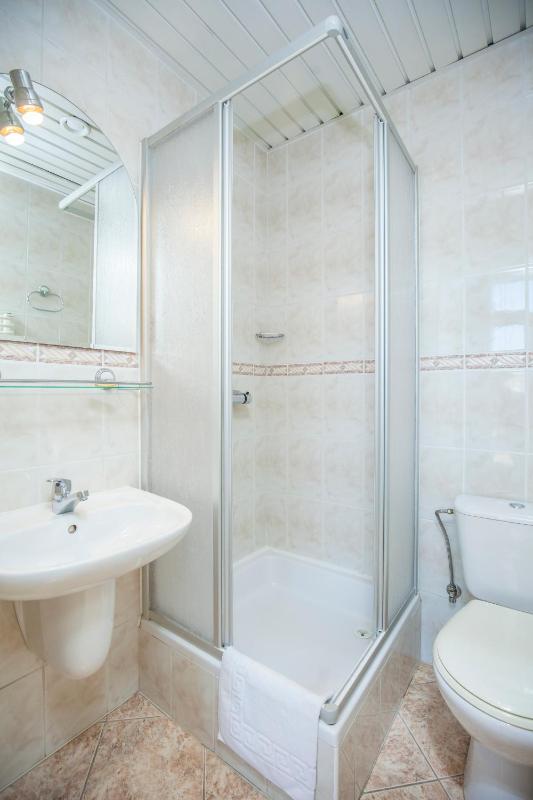 Triple Room image 1