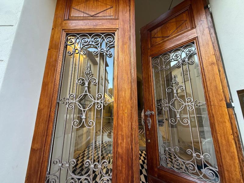 Art Nouveau Apartment - image 23