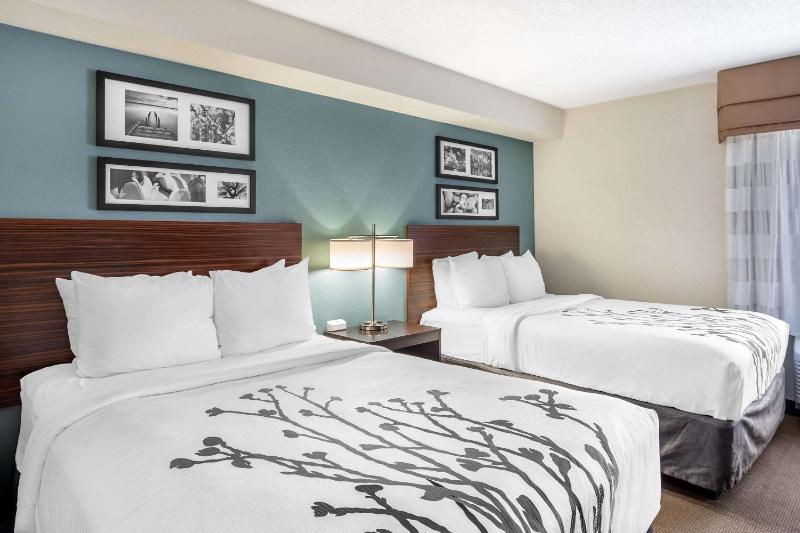 Double Room with Two Double Beds - Non-Smoking image 2