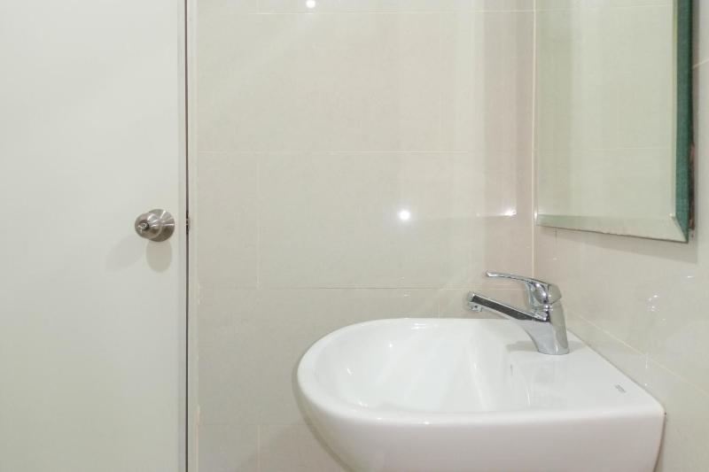 Minimalist and Comfort Studio Podomoro City Deli Medan Apartment By Travelio - image 8