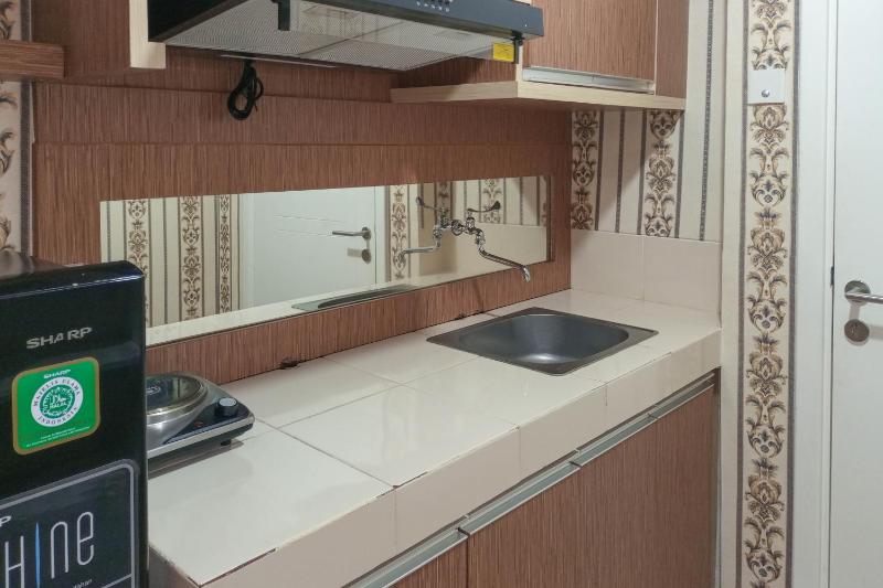 Minimalist and Comfort Studio Podomoro City Deli Medan Apartment By Travelio - image 12