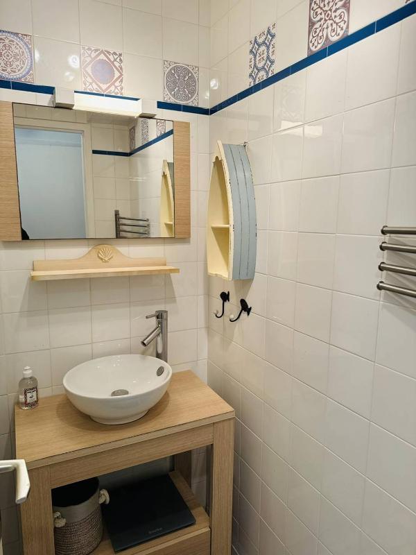 Agréable 3 pièces parking piscine chauffée - image 17