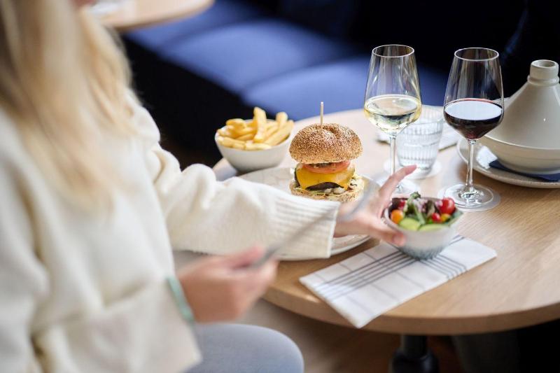 C-Hotels Burlington - image 2