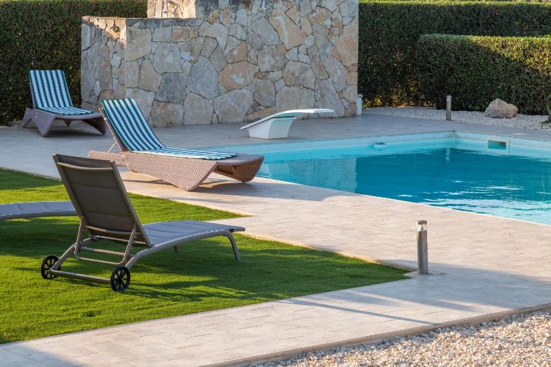 Villa Sambucia - Private Sicilian Charm Villa - Outdoor Whirlpool & Solarium - image 15