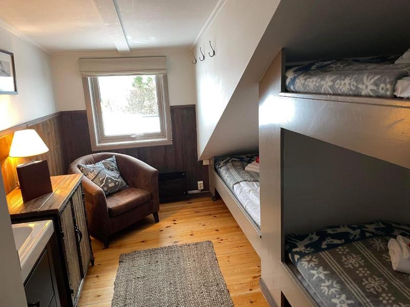 Basic Triple Room image 1