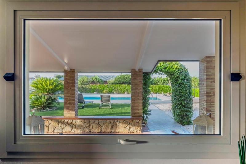 Villa Sambucia - Private Sicilian Charm Villa - Outdoor Whirlpool & Solarium - image 9