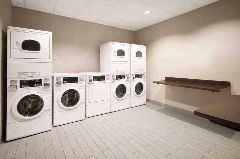 Homewood Suites-By Hilton- Denver Downtown Convention Center - image 5