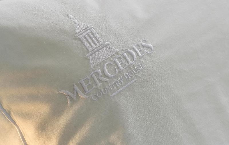 Mercedes Country House - image 36