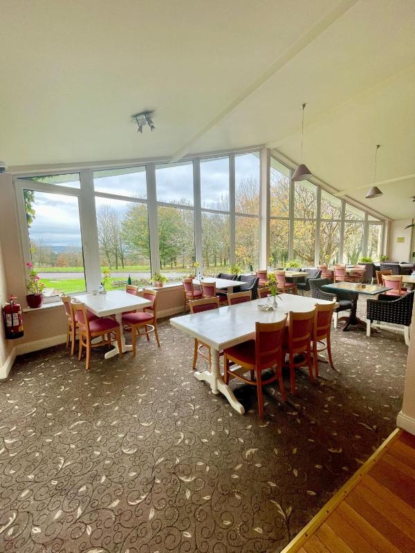 Fernhill Lodge Carrigaline - image 4