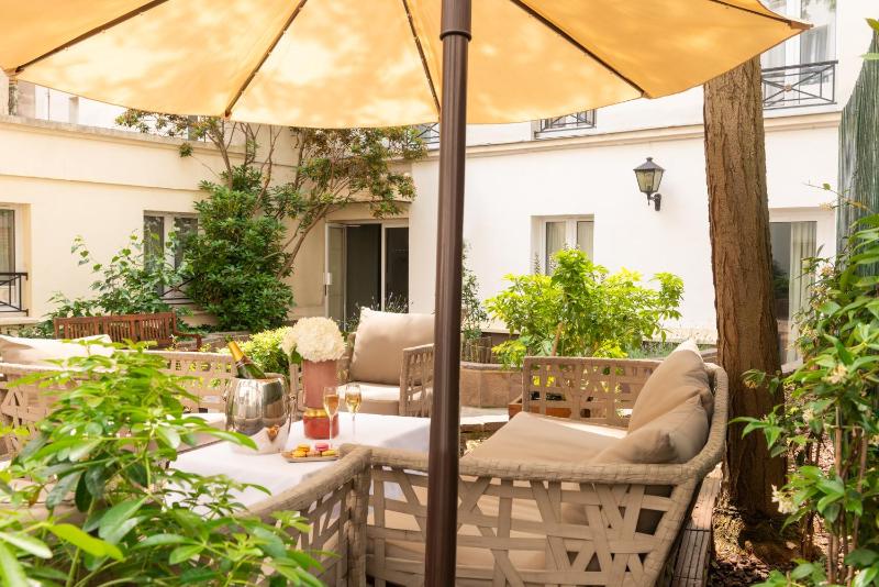 Classic Room image 4