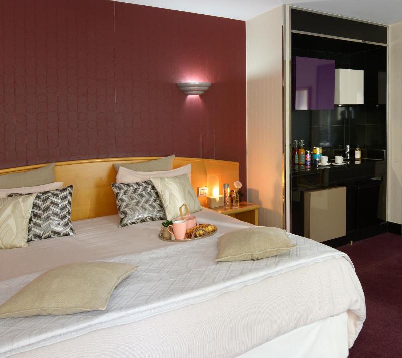 Junior Suite Quadruple image 3