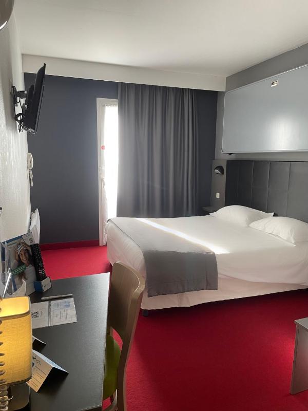 Comfort Room (2 adults) image 1