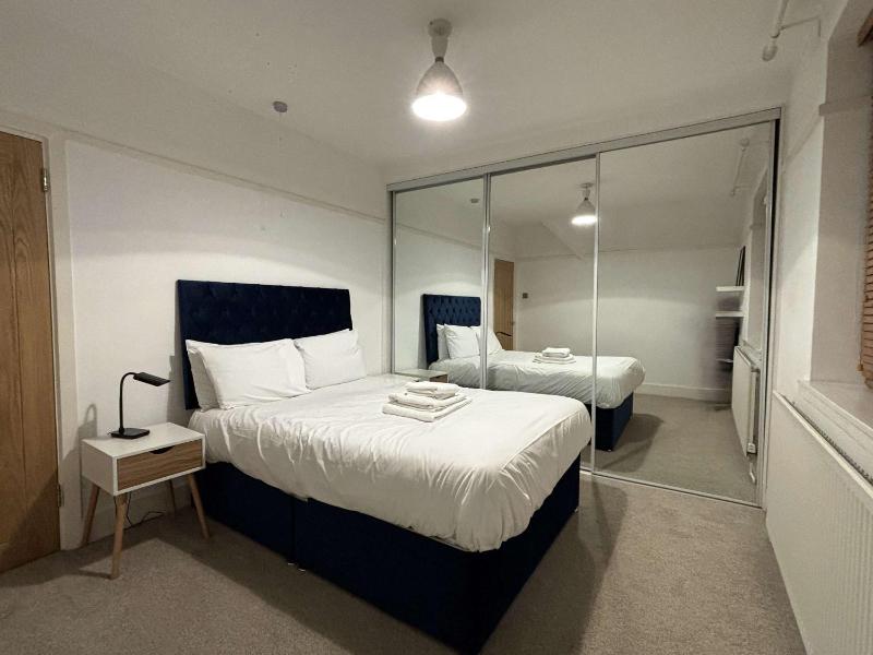 Large Home near Edgbaston Stadium UOB & QE hospital sleeps 6 - image 27