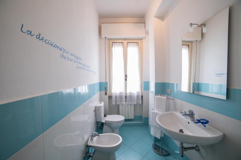 Double Room with Private External Bathroom image 3
