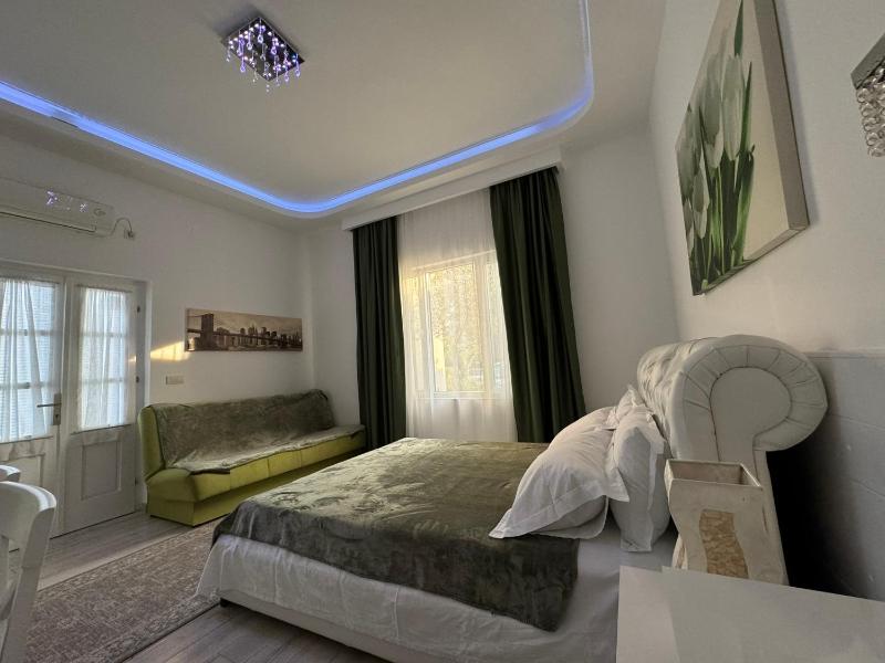 Apartment with Terrace image 3