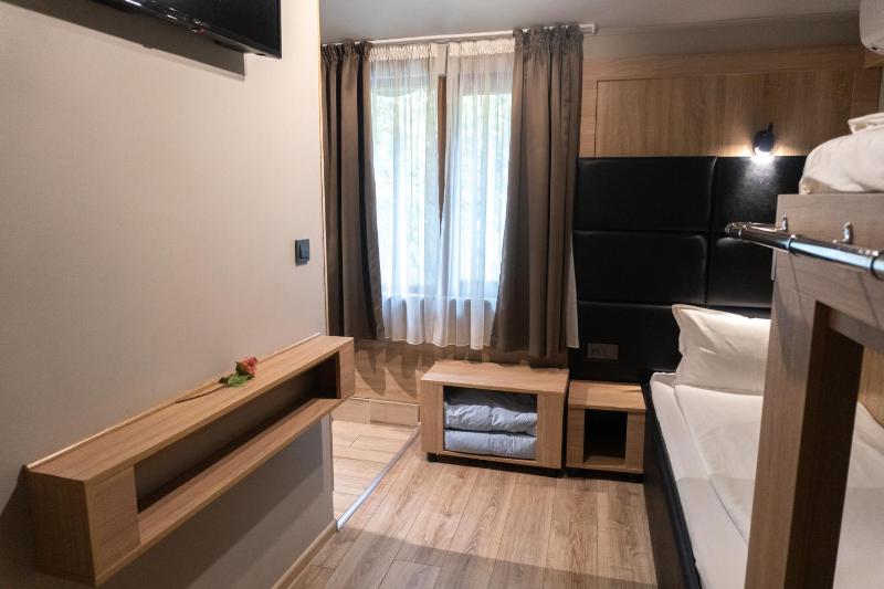 Triple Room image 4
