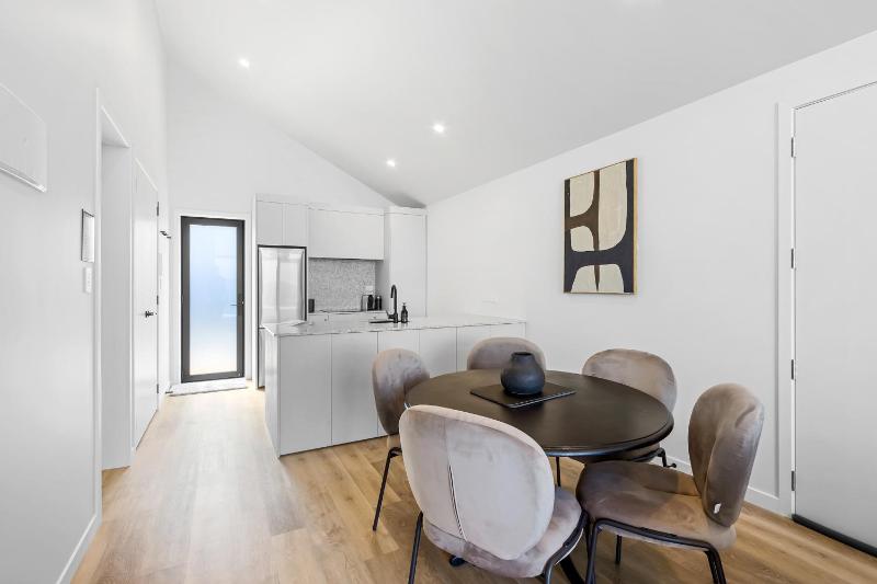 Roam Taupo Upper Terrace Unit 4 - Spa Pool - image 12