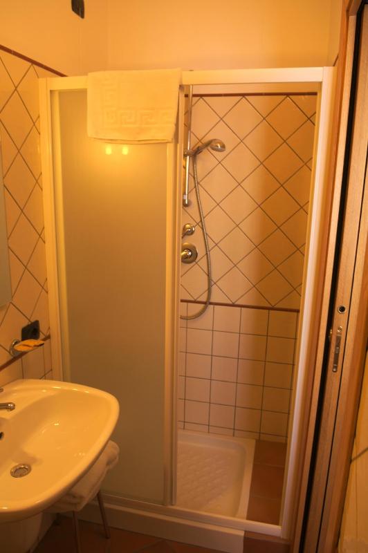 Double Room image 2