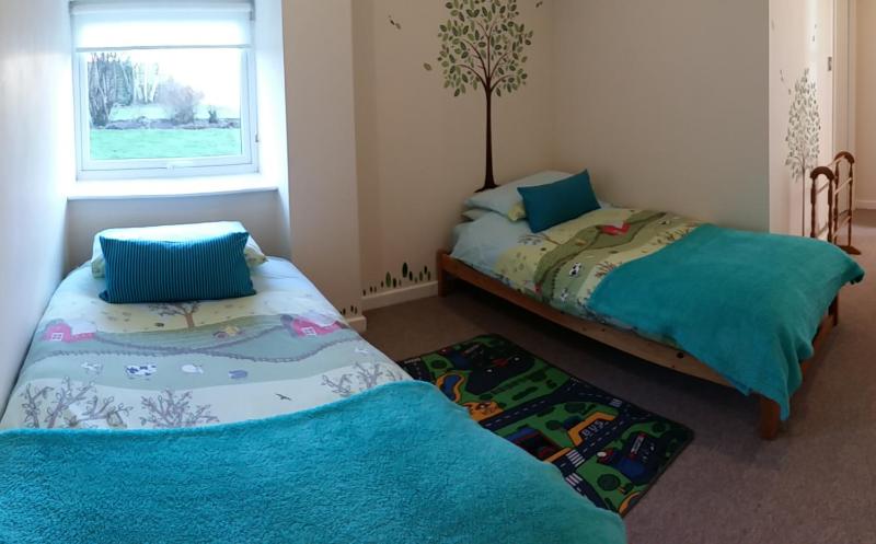 Family Room image 2