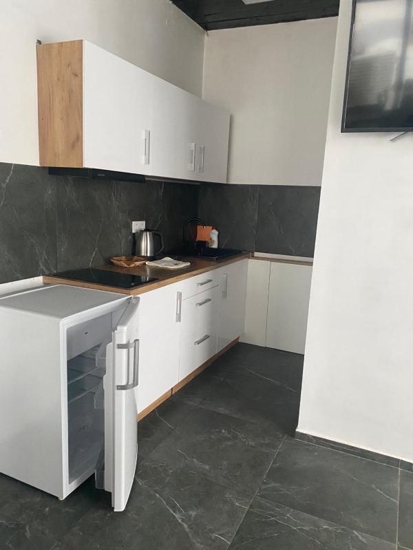 Two-Bedroom House image 4
