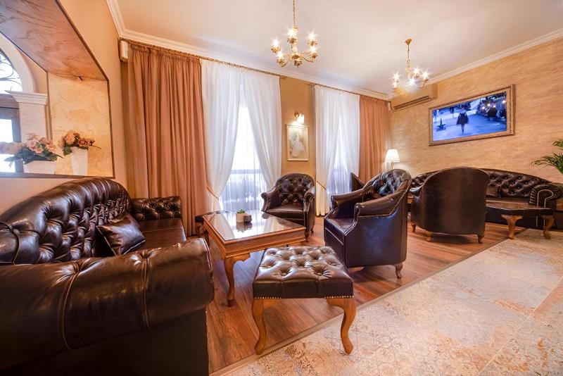 Hotel Antique - free private parking - image 23