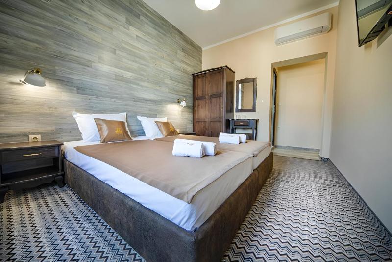 Standard Twin Room  - Free Parking image 1