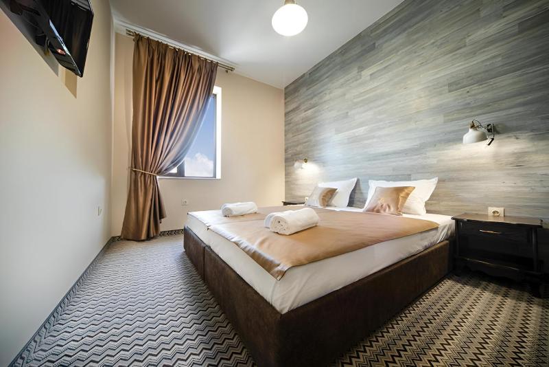 Standard Twin Room  - Free Parking image 3