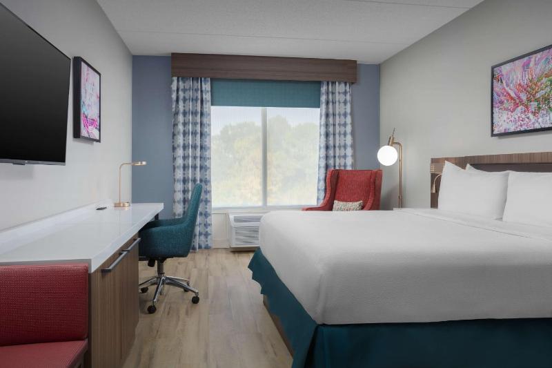 King Room image 4