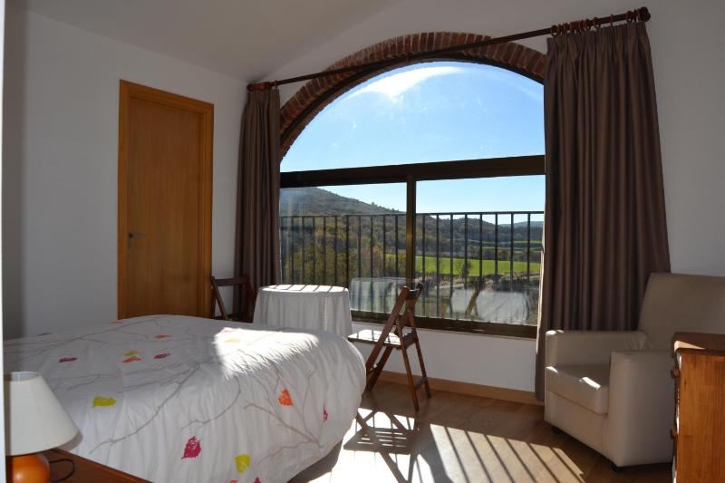 Double Room with Mountain View image 4