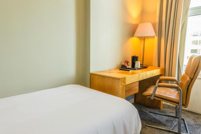 Standard Single Room image 1