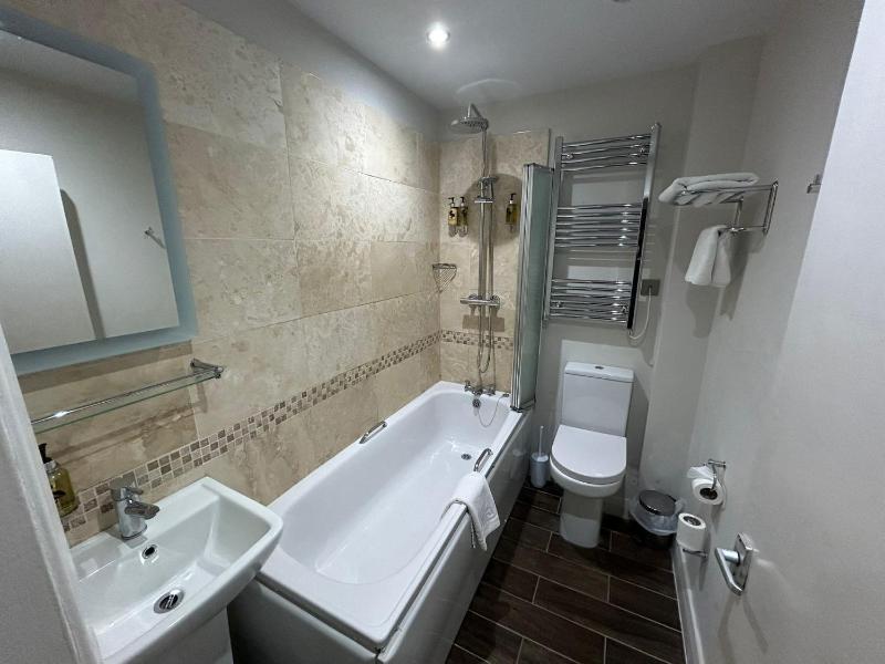 Triple Room image 4