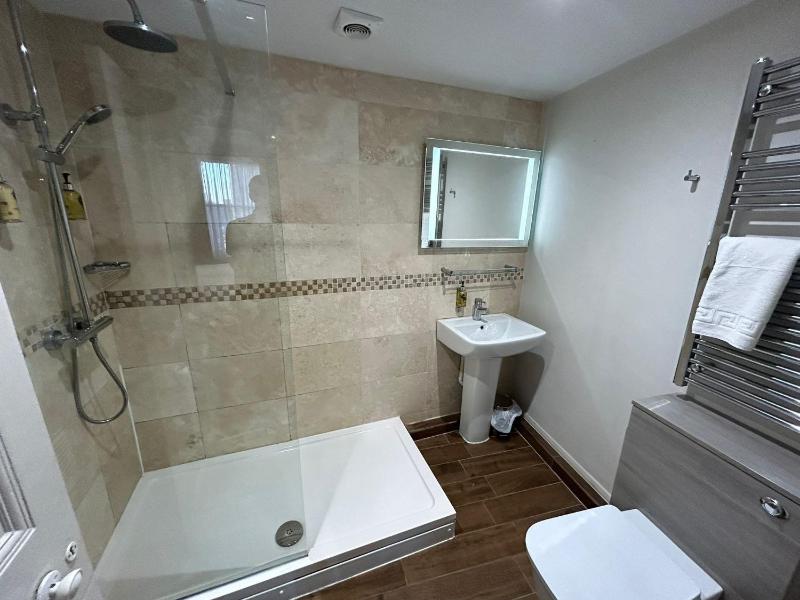 Single Room image 2