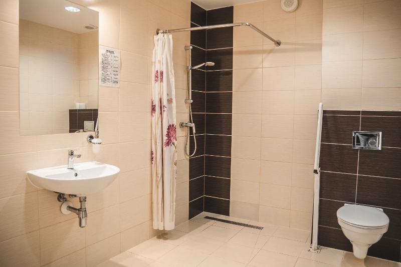 Triple Room image 3