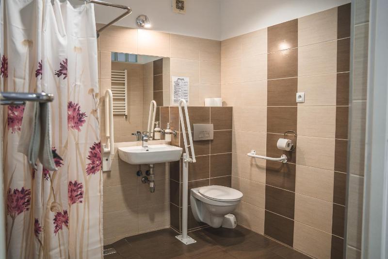 Triple Room image 2