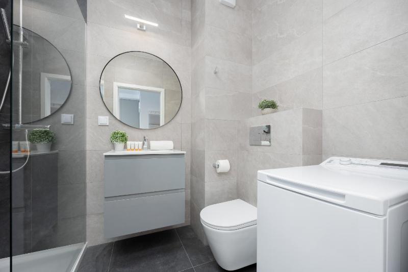 Wyjątkowe Studia w Warszawie by Noclegi Renters - image 7